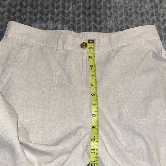 NWT Talbot’s Linen/Cotton Blend Tan Capris w elastic waist.  Size 10P. - Picture 9 of 10